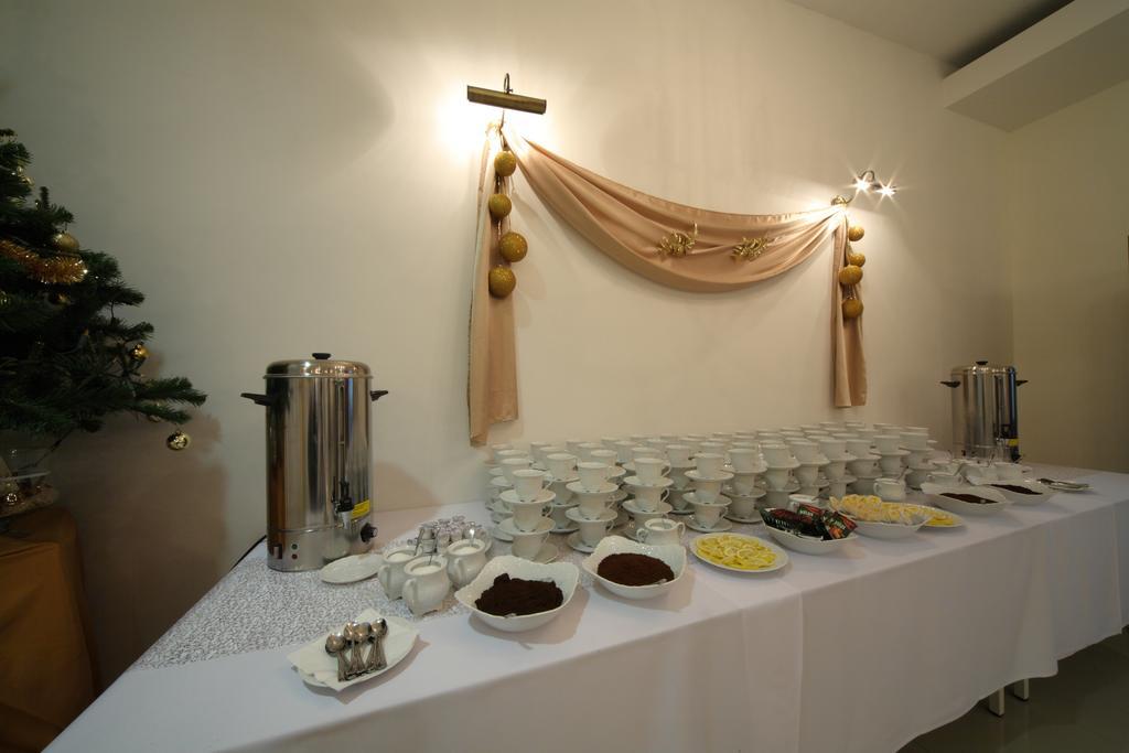Malogoszcz Hotel Stara Fabryka מראה חיצוני תמונה